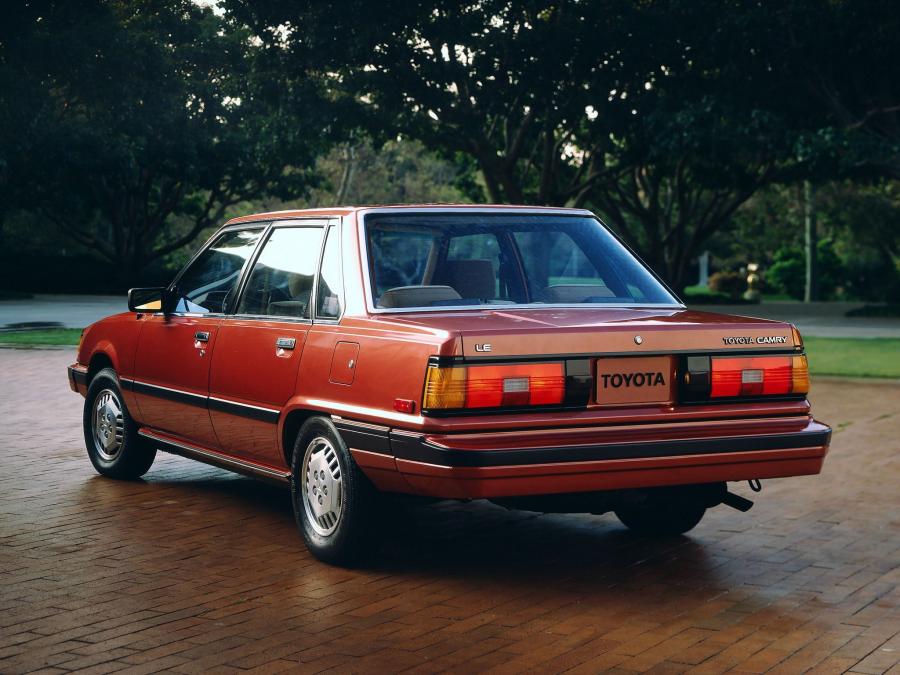  Toyota Camry 1982 года  (US) (фото 6 из 12)